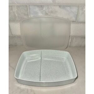 TUPPERWARE 813 Divided Snack Container Clear Lid White Speckled‎ Bottom Like New